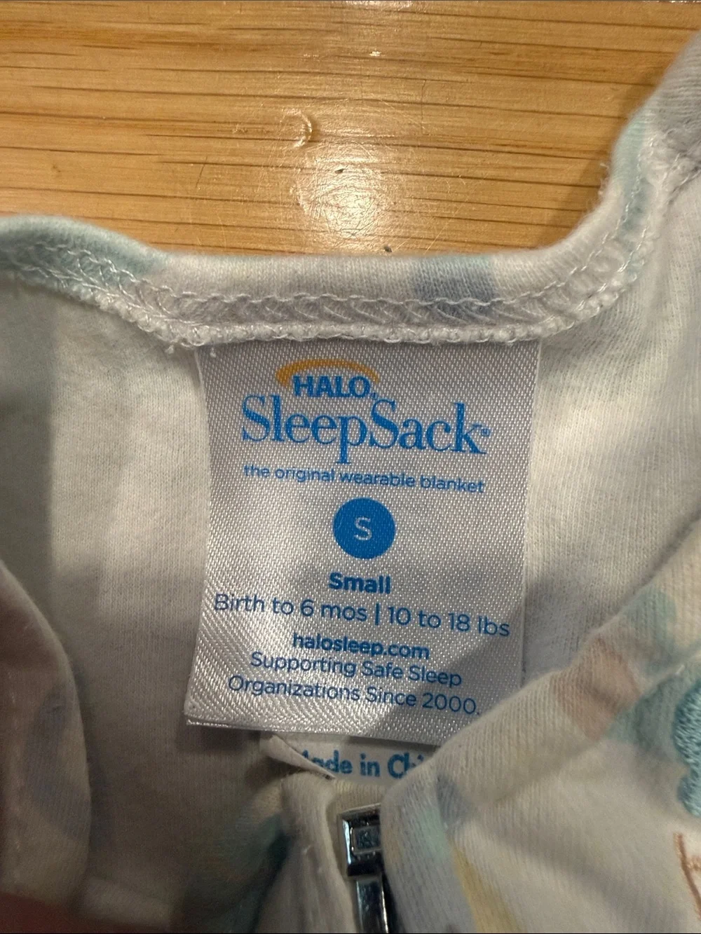 Halo sleepsack  size small . Birth to 6 months.